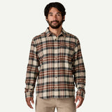 Patagonia Men's Lightweight Fjord Flannel Shirt - Paw: Dried Vanilla
