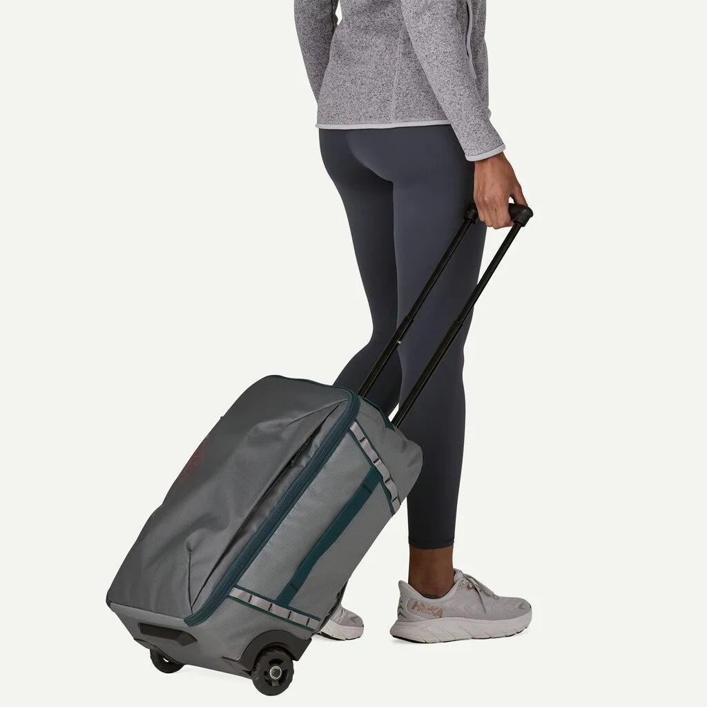 Patagonia Black Hole® MLC® Wheeled Duffel 34L - Noble Grey Patagonia Black Hole® MLC® Wheeled Duffel 34L - Noble Grey