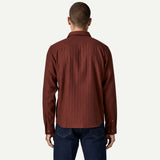 Patagonia Men's Lightweight Fjord Flannel Shirt - Mirror Weave: Rusty Red