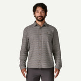 Patagonia Men's Lightweight Fjord Flannel Shirt - Tracks: Noble Grey